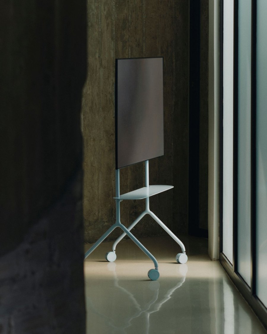 Pedestal Moon Light TV-St&auml;nder 100 cm, Powder Blue